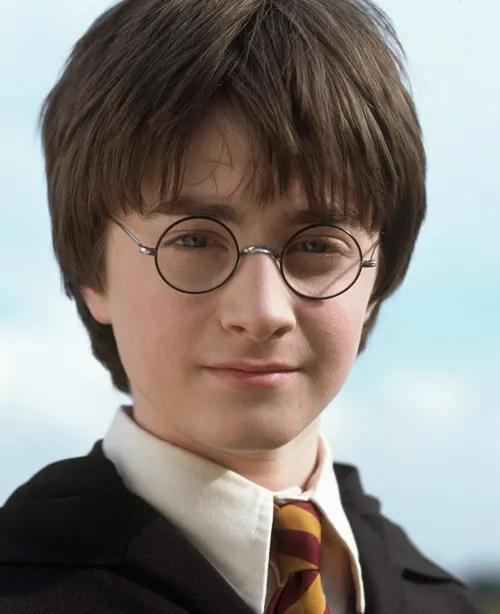 哈利波特演员今昔现状,哈利波特演员今昔对比