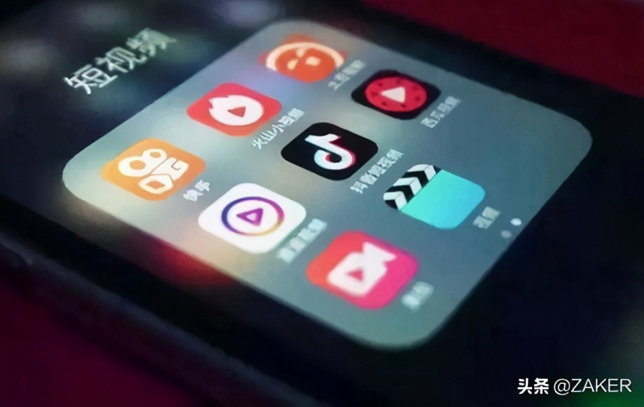 唯品会和拼多多哪个更值得买,唯品会和拼多多哪个比较好