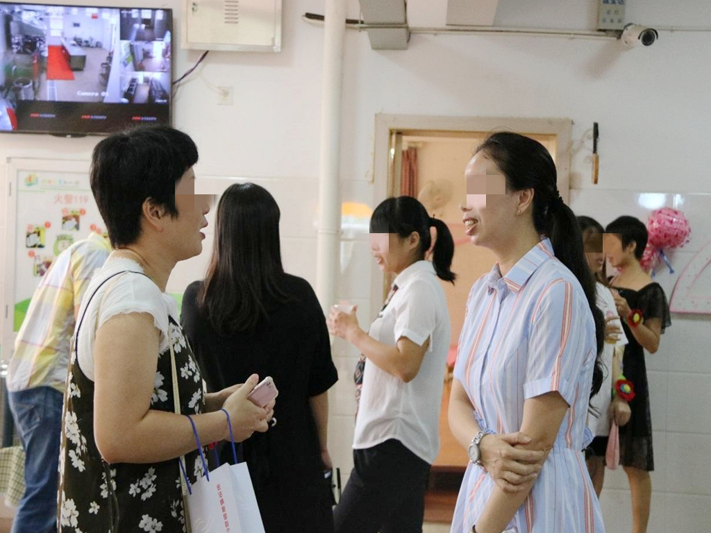 幼儿园给家长布置手工作业通知,幼儿园给孩子布置作业有什么要求