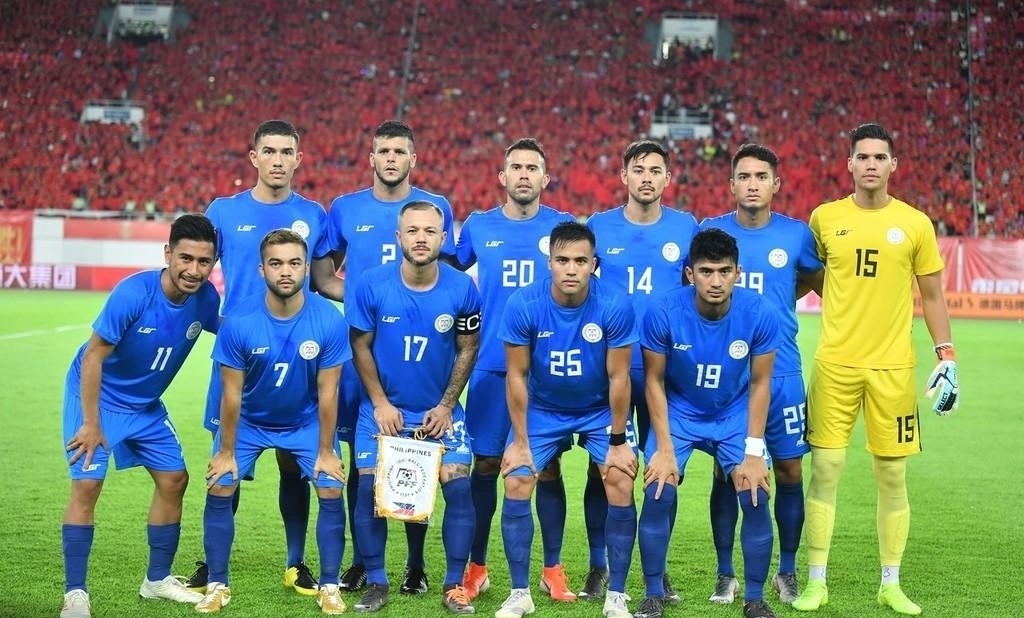 都乱了,国足5比0胜艾克森归化