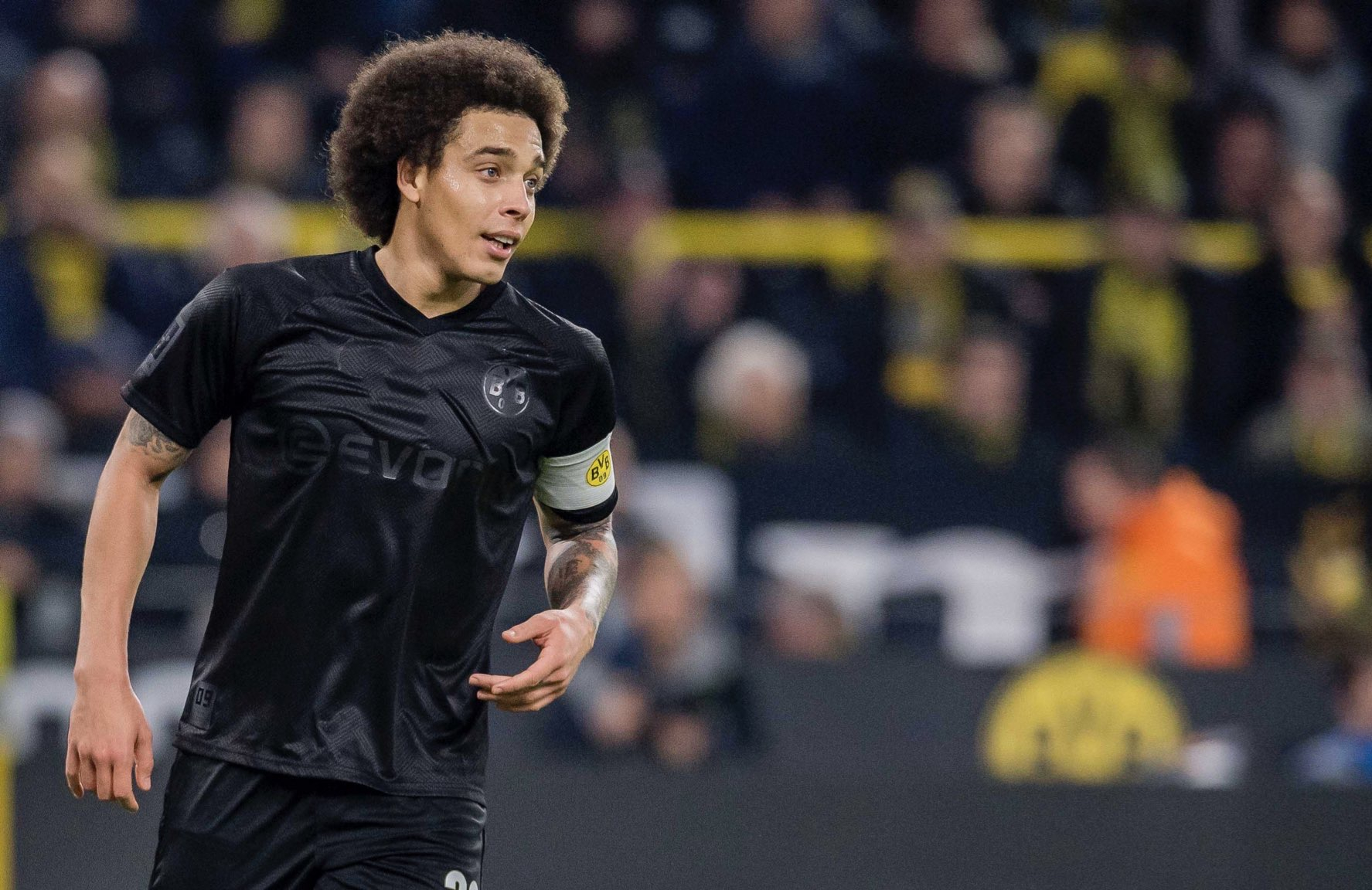 前中超外援又要转会！叛逃事件仍令人不满，“儿文梦”还能否实现