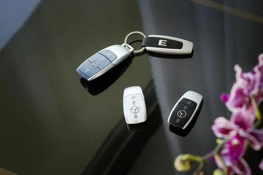 如何更换汽车遥控钥匙电池,遥控钥匙换电池汽车