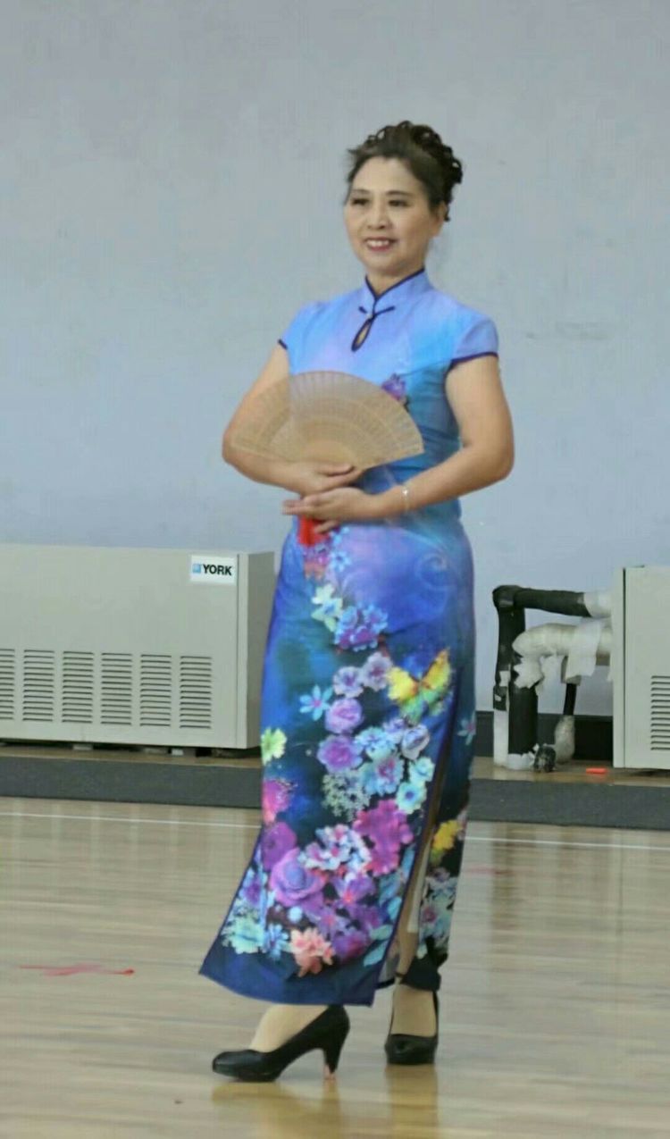 百合艺术团舞蹈视频,百合镇舞蹈队表演视频