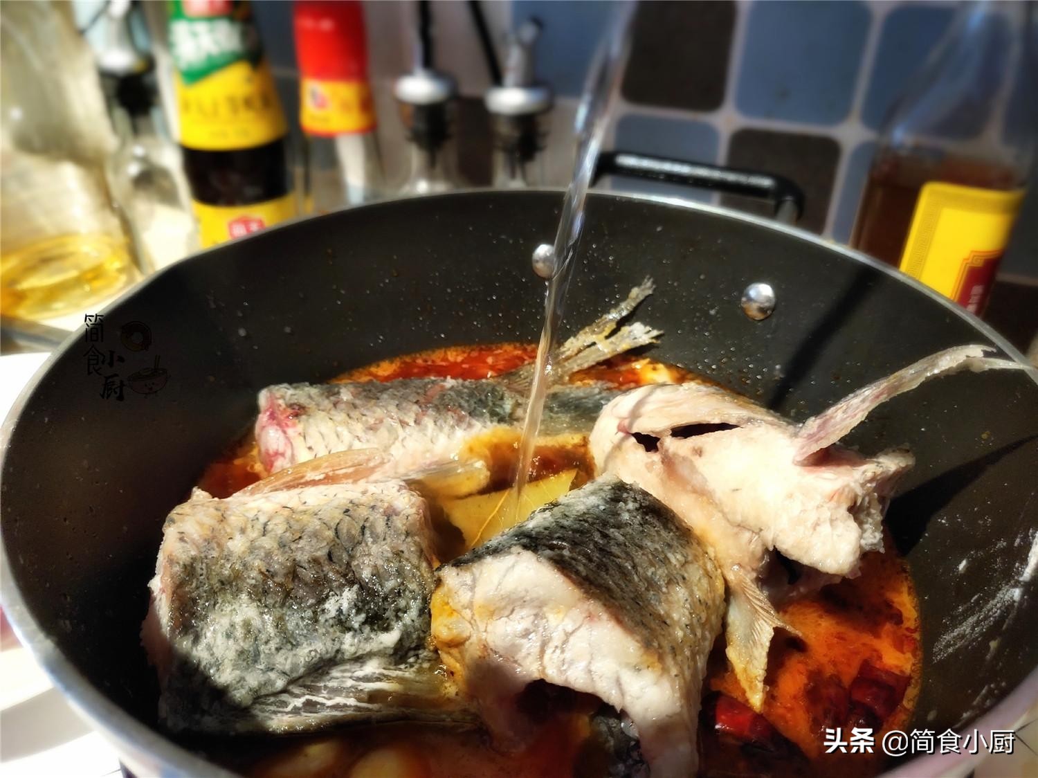 家常炖鱼简单又好吃的做法,家常炖鱼最正宗的做法大全