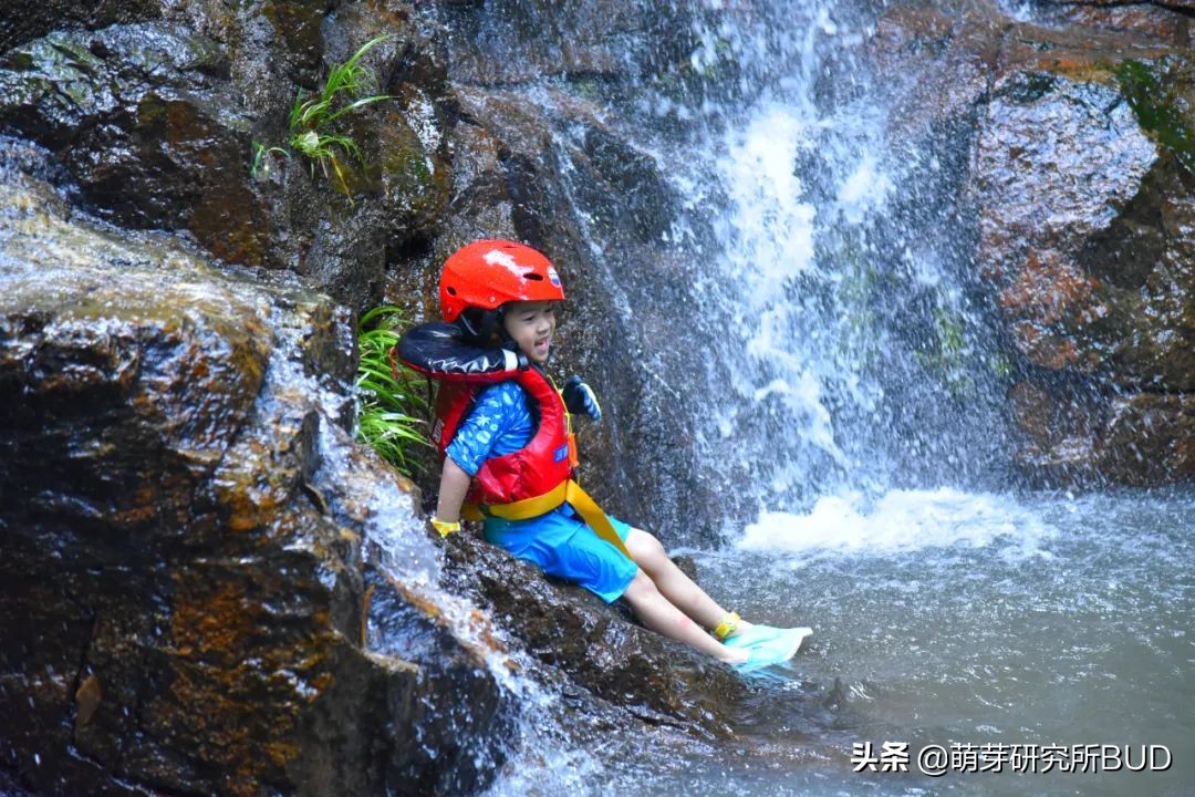 双减怎么给孩子讲,双减后家长如何拔高孩子