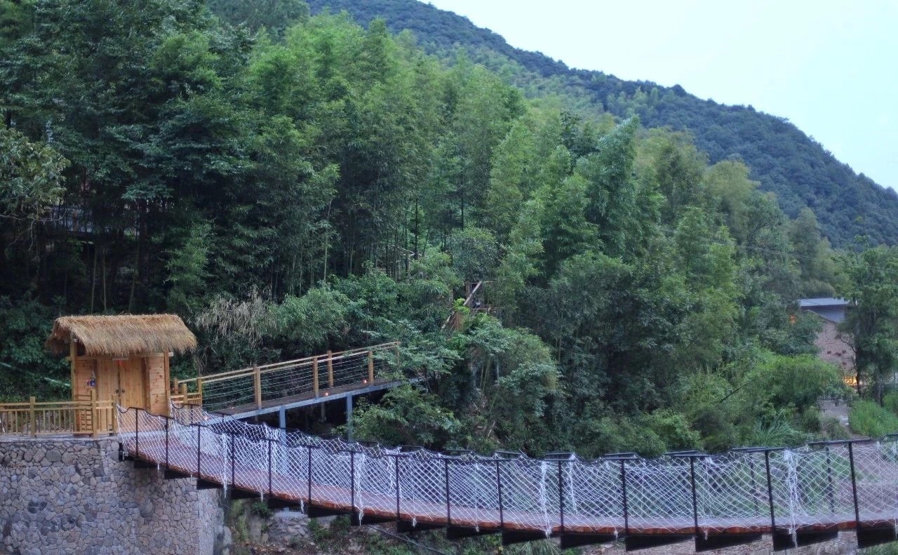 桐庐附近哪里有游泳池的民宿,桐庐必住酒店