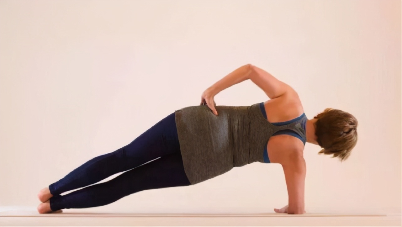 瑜伽如何改善关节健康?哪些体式最适合?