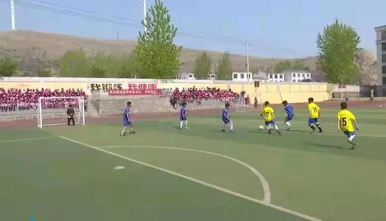 足球转动梦想,足球的梦想在心中飞翔