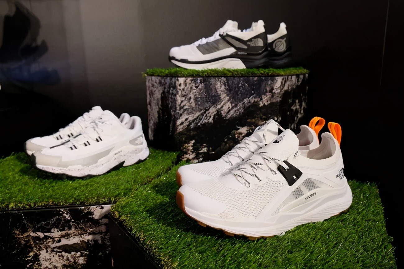 北面徒步鞋vectiv,北面跑鞋vectivinfinite300偏大偏小