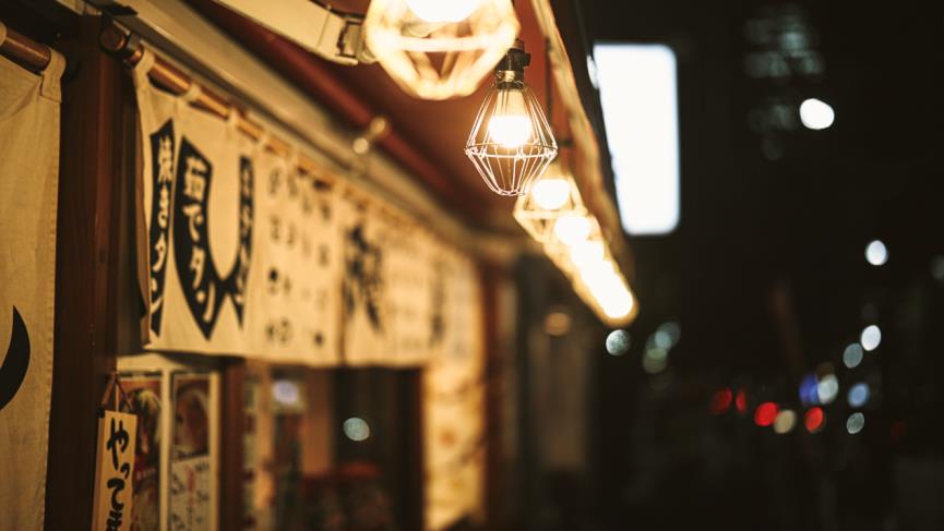 佳能rf50mmf1.8是自动对焦吗,佳能ef50mmf1.8stm标准定焦镜头