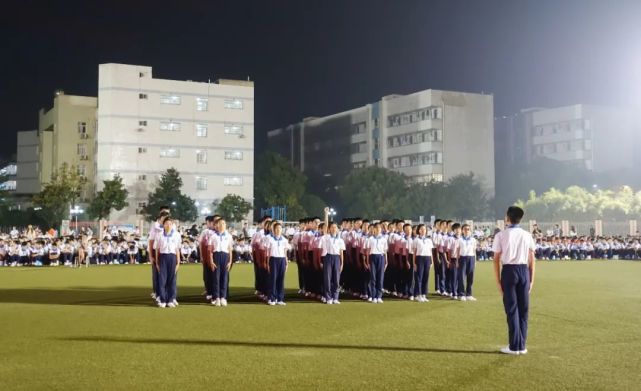 活力校园,活力青春缤纷校园