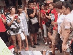 开心时刻大爷视频,开心一刻一波搞笑gif图送给你