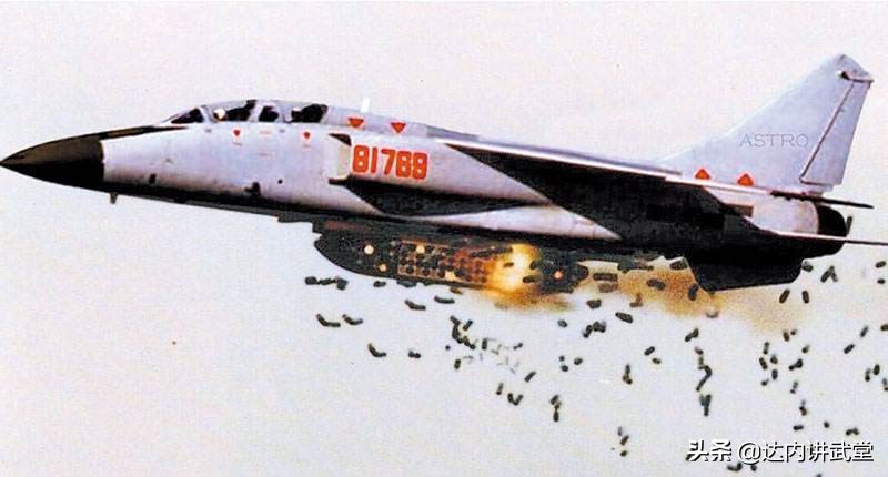 曝新型布撒*器武**一枚即可覆灭一个机场!已投入量产,意义耐人寻味