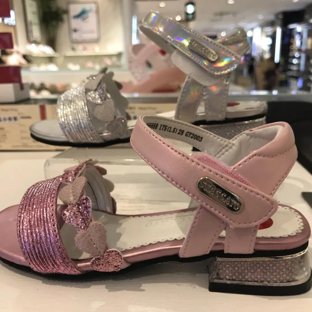 儿童穿哪种凉鞋比较好测评,关爱宝宝从脚开始