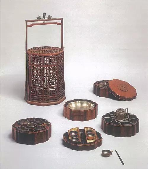 清朝皇帝有多奢侈，看了这些藏品才知道