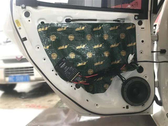 福特新款蒙迪欧汽车音响改装,福特福睿斯2021音响效果