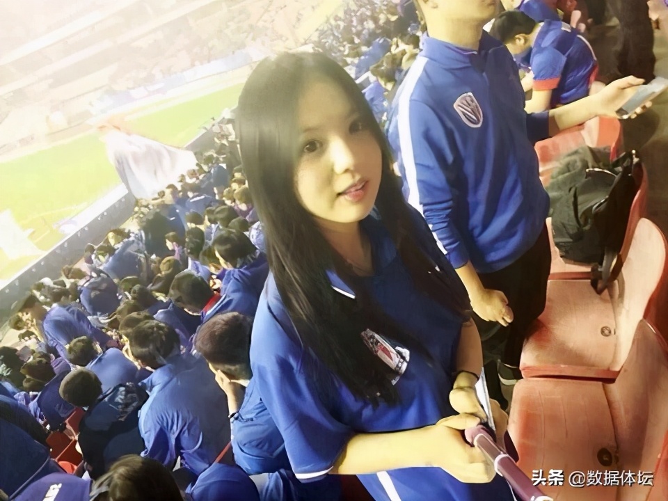中超哪支球队的女球迷最漂亮,中超女球迷惊艳全场