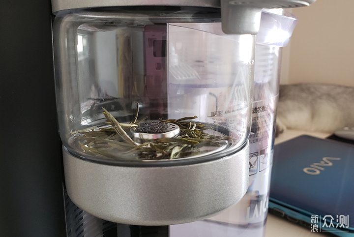 莱卡净饮机和净水器的区别,莱卡直饮滤水壶加热一体机