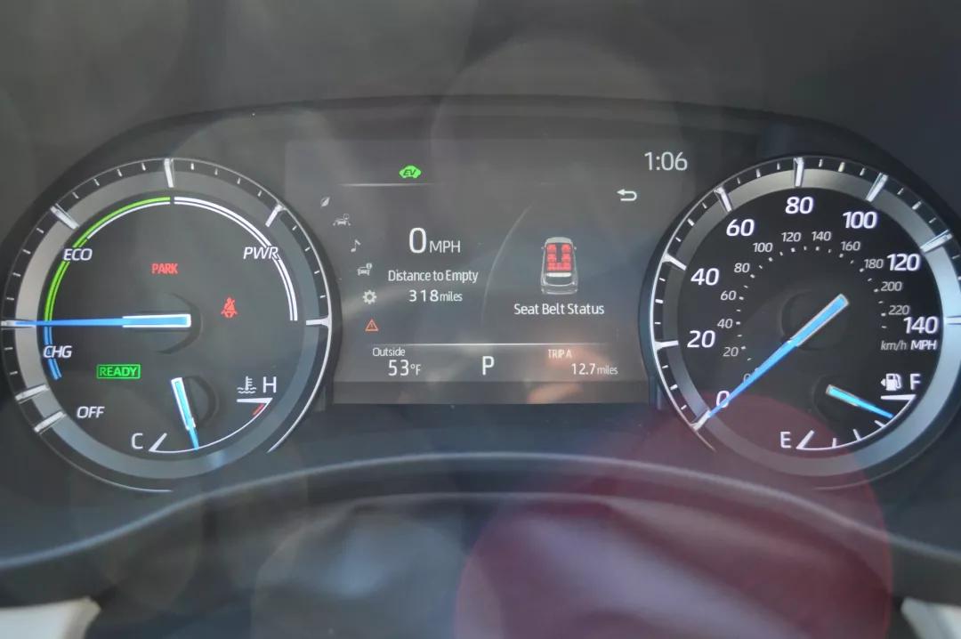 试驾汉兰达2022款,汉兰达两驱精英7座试驾视频