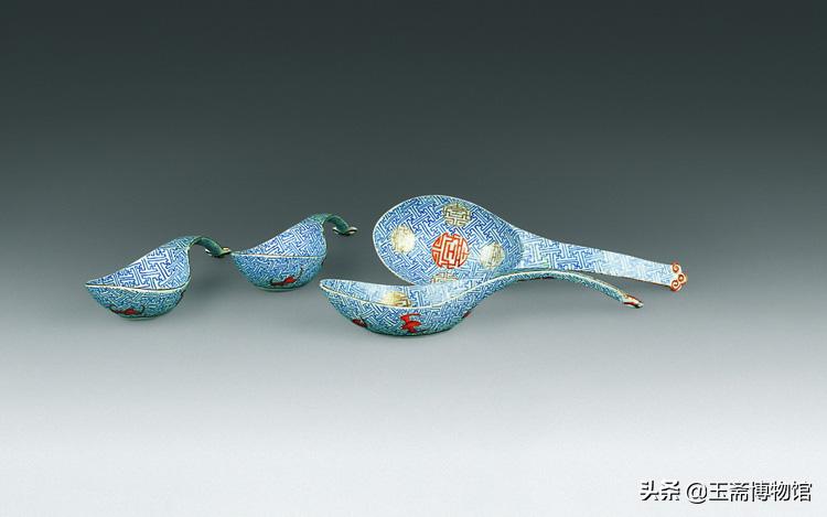 小小的汤勺，可以换一套房，最高拍卖价竟然高达207万