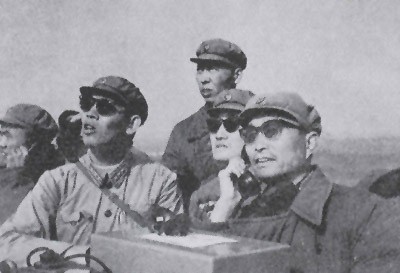 开国上将回故乡,看到警车封路并且隔开群众,怒问:耍什么排场?