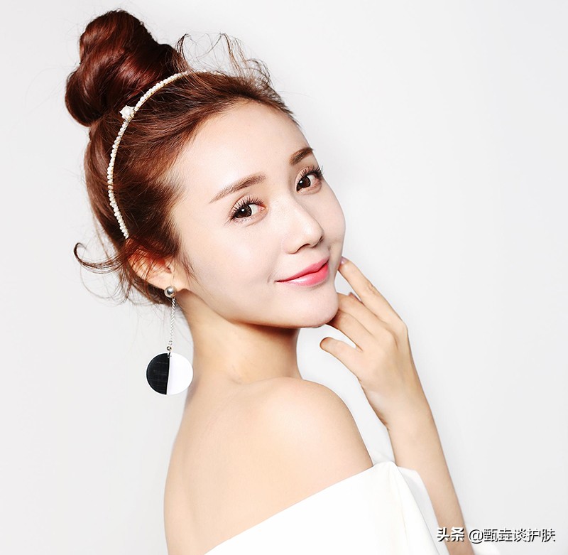 皮肤水油失衡毛孔堵塞该怎么办,皮肤出油毛孔堵塞严重屏障受损