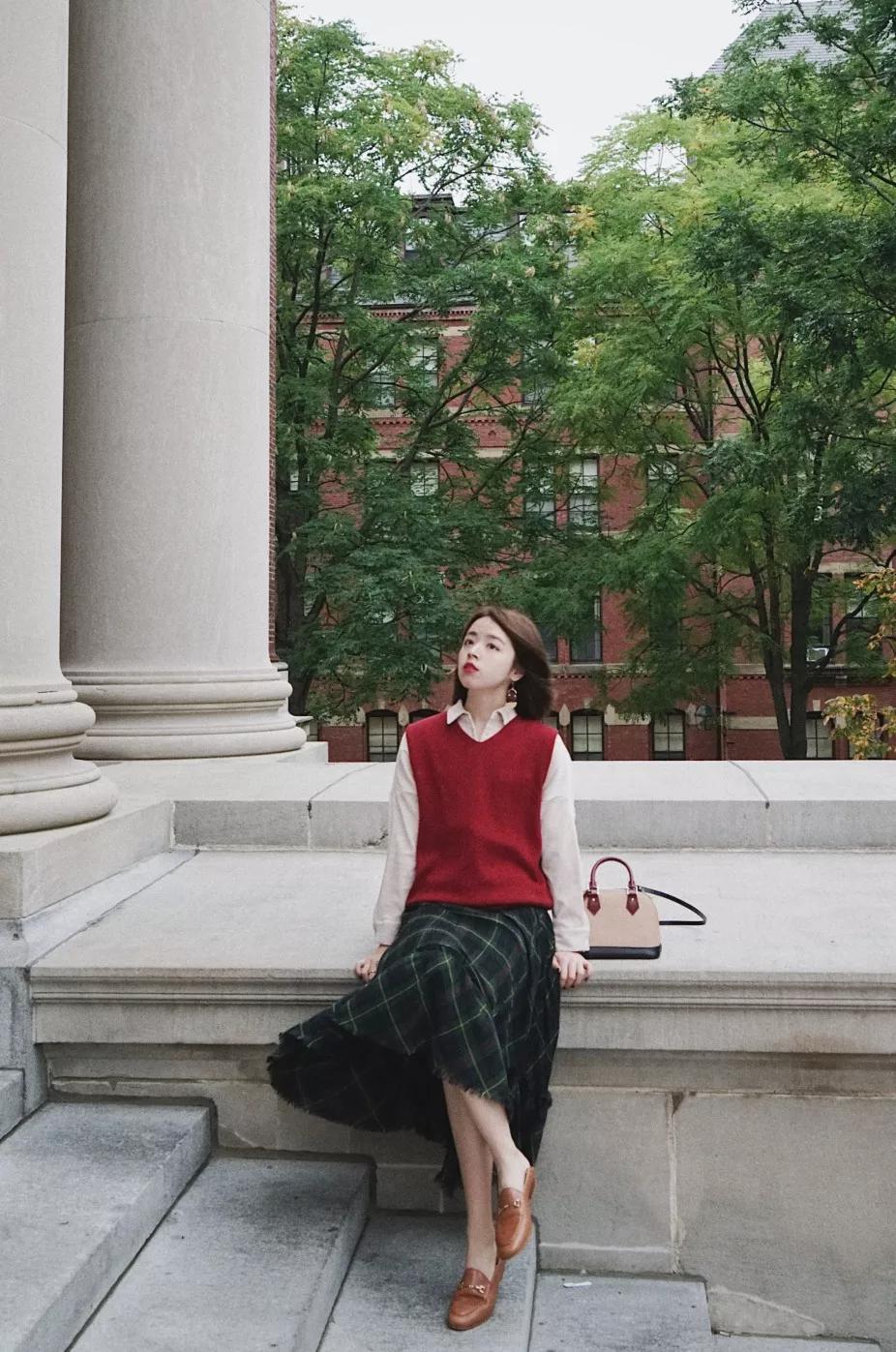 早春风衣穿搭高级感,早春穿搭颜色毛衣外套