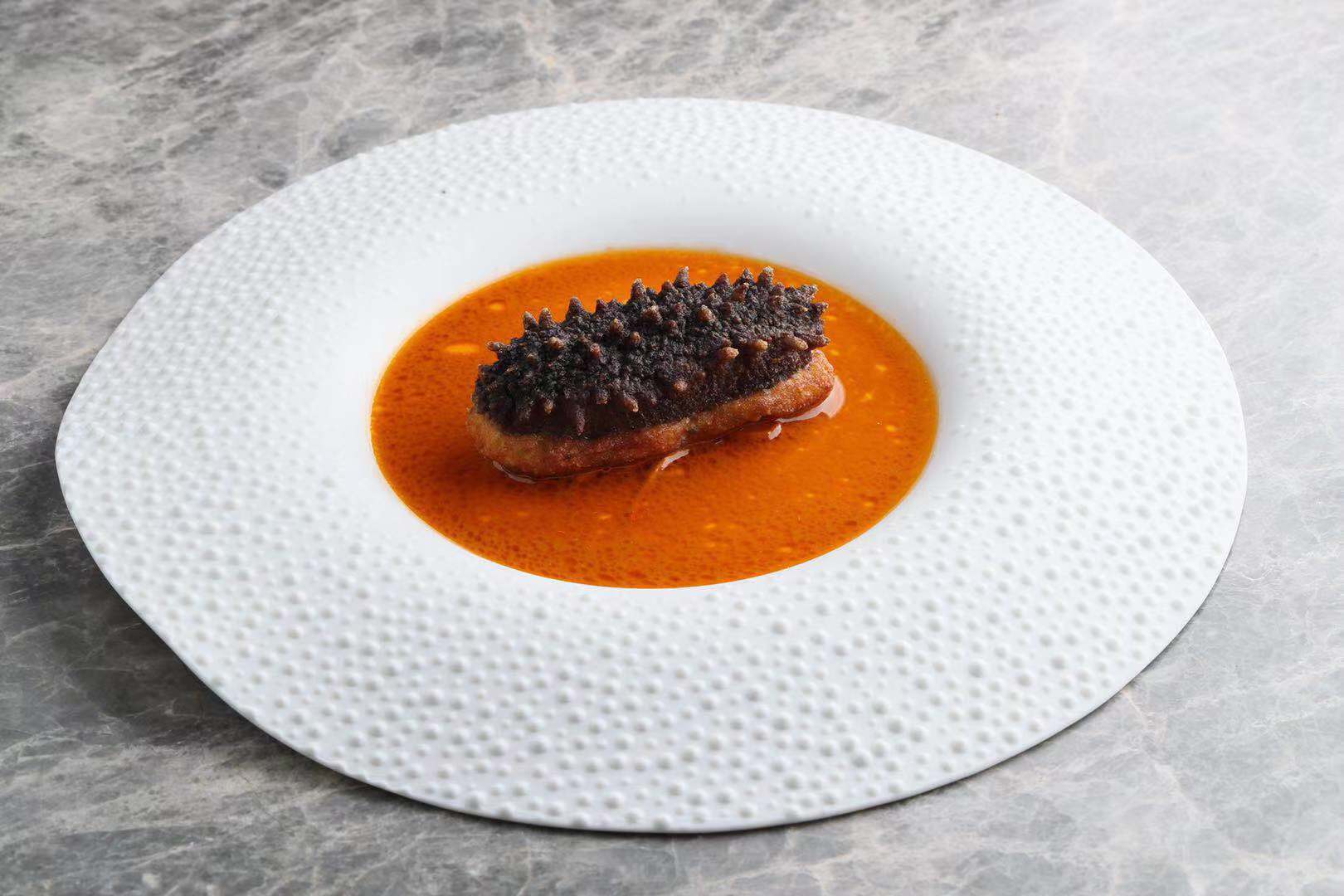 一个小小渔港是如何成长为亚洲顶级美食殿堂的？