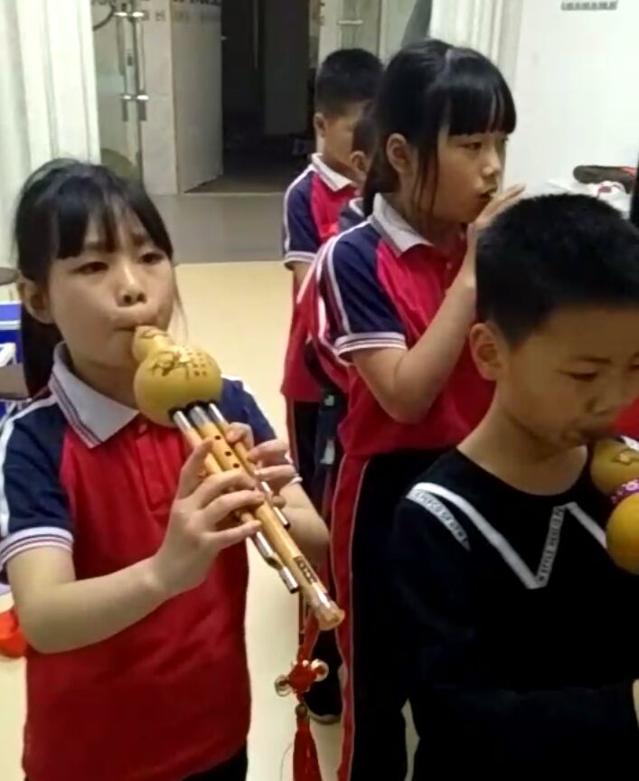 我的学校我的班作文怎么写,我的学校我的班小学