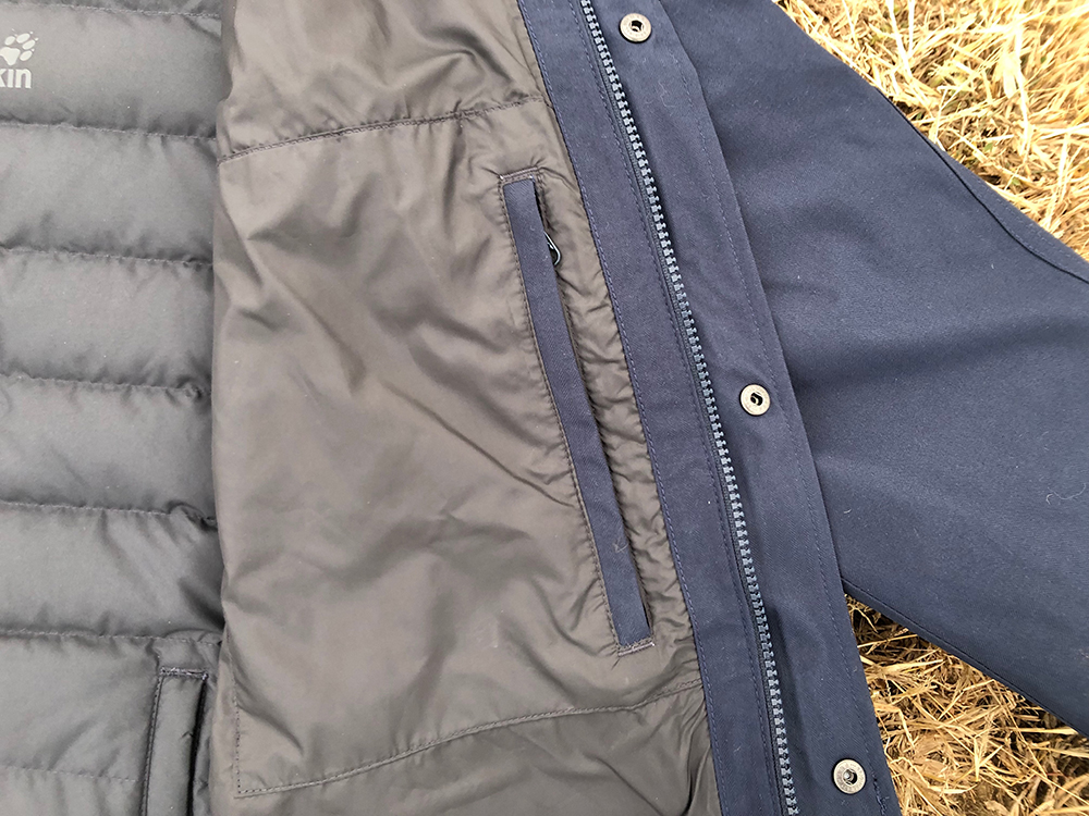 狼爪冲锋衣特点,功能冲锋衣推荐骆驼