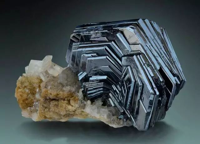 十大最美矿物标本,矿物标本收藏