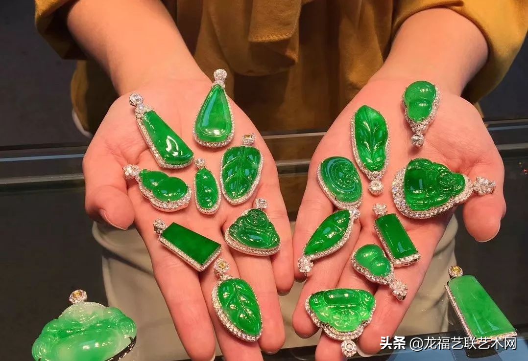 弄碎翡翠被索赔三万多后续,翡翠不小心摔坏了怎么处理