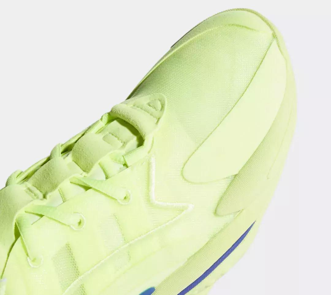 阿迪达斯天足签名鞋,阿迪团队鞋比签名鞋好吗