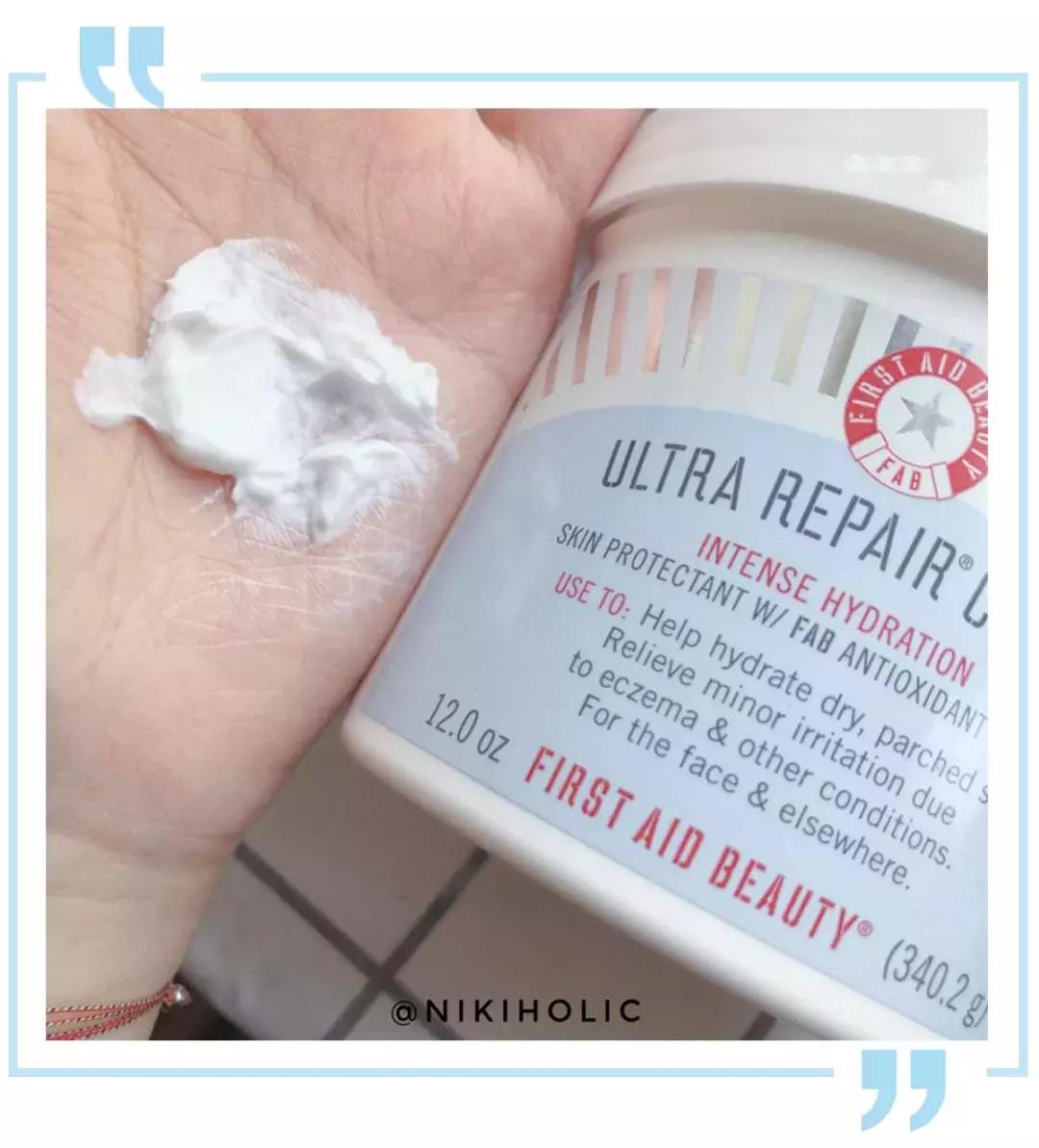 倪妮牛仔背带裙,倪妮穿黑色鱼尾裙