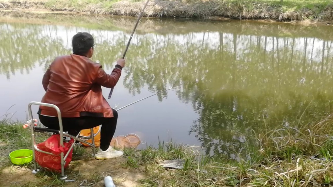 钓鱼子线如何加装防缠绕,钓鱼中子线缠绕技巧