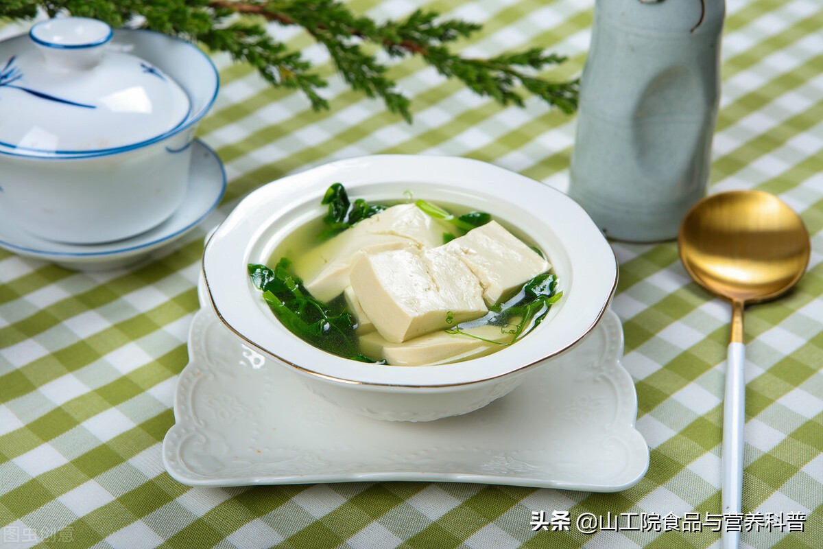 石膏豆腐可以直接吃吗,石膏豆腐能炖吗