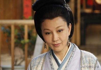 港台10大美人今昔对比,16位绝色美人今昔对比