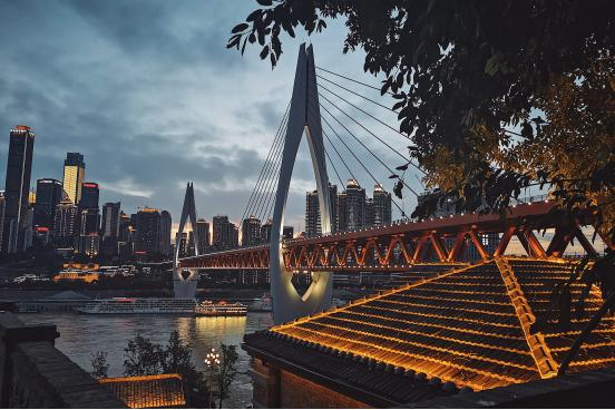 国庆来超有辨识度的重庆，爬坡上坎都是江湖气息