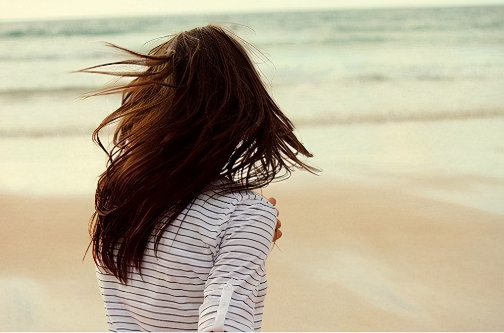 “自私”的女人，会让男人爱上瘾，别太无私了