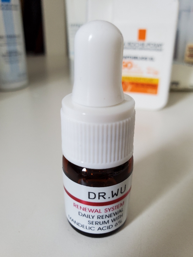 理肤泉祛痘痘护肤品,敏感肌肤专用护肤品理肤泉