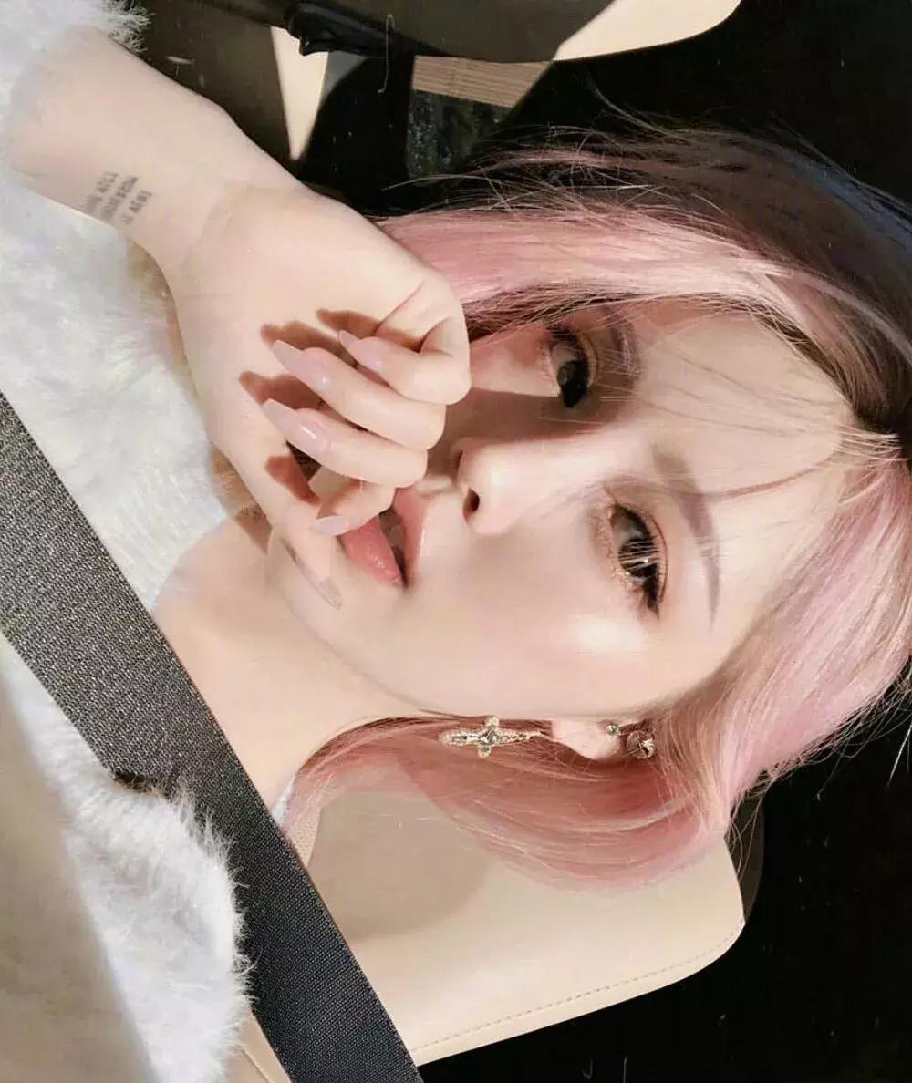 网红脸早已过时高级脸才是王道,清冷气质网红脸