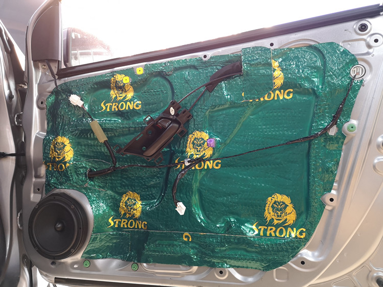 本田锋范换了大屏幕音响音效调节,本田锋范音响改装推荐