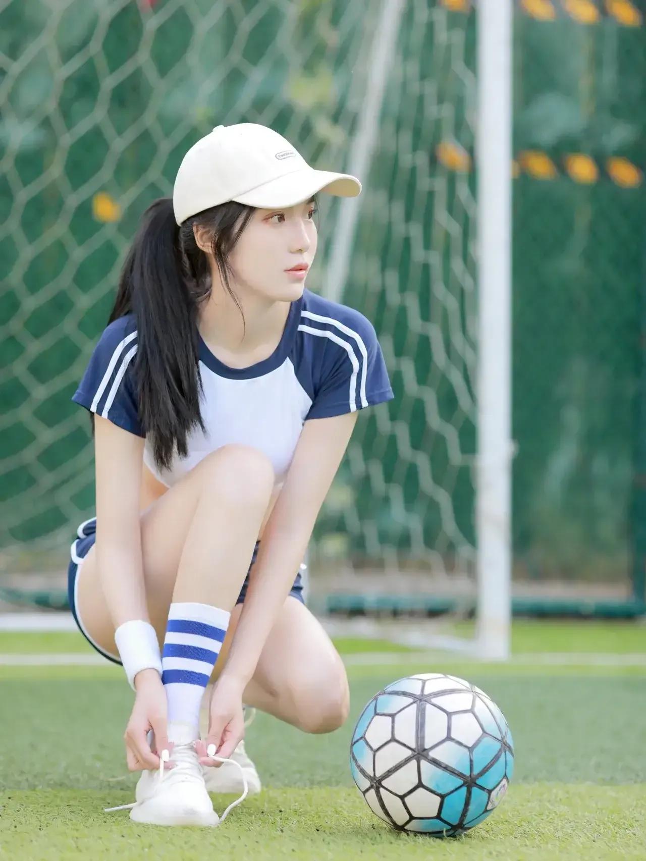 随风奔跑是自由的方向吗,随风奔跑自由是方向mv