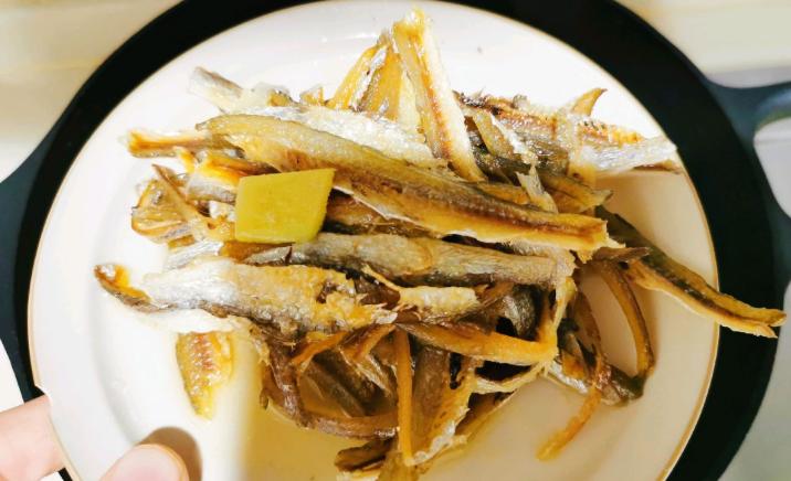 鱼干又好吃又简单,鱼干的独特风味