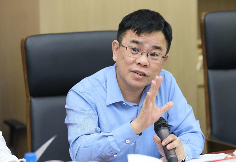 这个广东潮汕小伙,担下即将倒闭的饮料厂,如今做到年入百亿