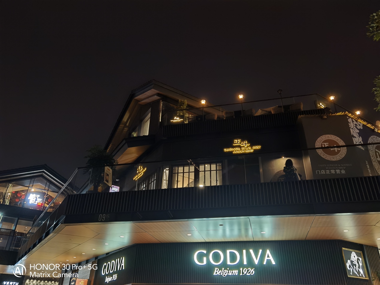 荣耀30pro+对比苹果11pro,荣耀30pro和苹果11视频对比图