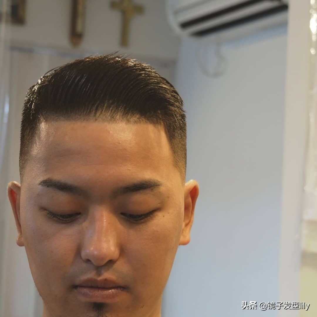 如何剪一款时尚男发,男发这样剪越简单越帅气