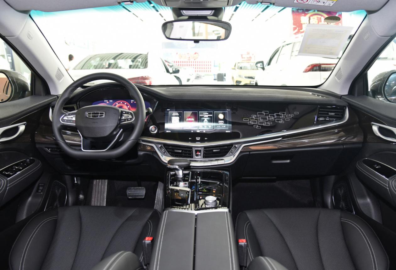 吉利博瑞空间测评,21款博瑞性价比