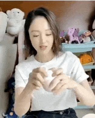 林志颖晒出Kim用的面霜，屈臣氏“销量之王”，比青蛙王子还好用