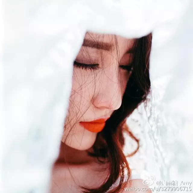 面部拍照僵硬如何拍照自然,拍照僵硬的女生怎么办